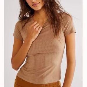 Intimately FREE PEOPLE Ribbed Short Sleeve Fitted Baby Tee | Beige/Tan | Large